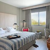 Hotel Aravaca Village