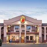 Super 8 by Wyndham Wytheville