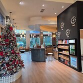 Sandman Suites Surrey-Guildford