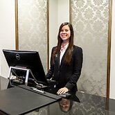 Market Pavilion Hotel