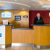 Holiday Inn Express Swansea - East by IHG