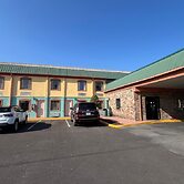 Quality Quarters Inn