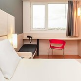 Hotel ibis Montevideo Rambla