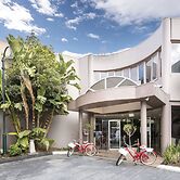 Kimberley Gardens Hotel & Serviced Apartments