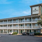 HomeTowne Studios by Red Roof Covington, GA