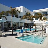 Courtyard by Marriott Santa Barbara Downtown