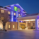 Holiday Inn Express Hotel & Suites Edmond by IHG