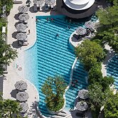 The Royal Paradise Hotel & Spa