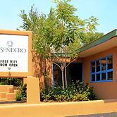 El Sendero Inn, an Ascend Collection Hotel
