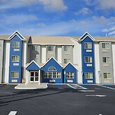 Microtel Inn & Suites by Wyndham Bushnell