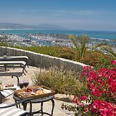 Blue Lantern Inn, A Four Sisters Inn