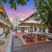 Stay at Alice Springs Hotel