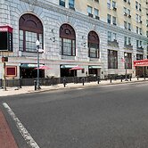 Genetti Hotel, SureStay Collection by Best Western