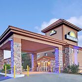 Days Inn by Wyndham Ridgefield NJ
