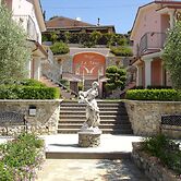 Hotel Ristorante Borgo La Tana