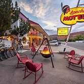 Apache Motel