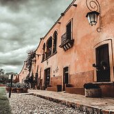 Hacienda Sepulveda Hotel & SPA