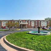 Comfort Inn & Suites Chesterfield - St. Louis