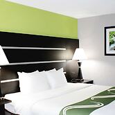 Quality Inn & Suites Bedford West