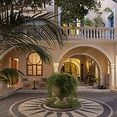 Casa Delfino Hotel & Spa