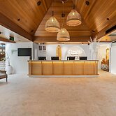 BreakFree Aanuka Beach Resort