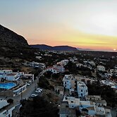 Amazones Village Suites