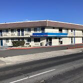 Motel 6 Reno, NV - Livestock Events Center