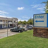 Motel 6 Fremont, CA - South