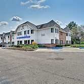 Motel 6 Glenview, IL - Chicago North