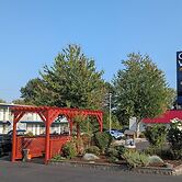 Comox Valley Inn & Suites