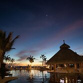 Cerritos Surf Town Beach Front Hotel and SPA