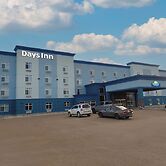 Days Inn & Suites by Wyndham Fort Saskatchewan