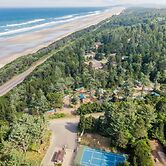 Whaler's Rest RV & Camping Resort