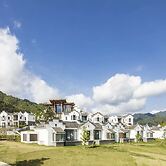 Banyan Tree Huangshan