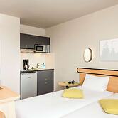 Aparthotel Adagio Access Paris Massy Gare TGV