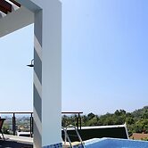 Kata Sea View Villas