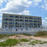 Traders Inn Beach Club