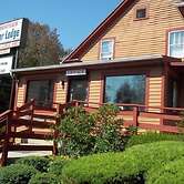 Naugatuck Motor Lodge