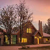 Howard Johnson by Wyndham Yerba Buena