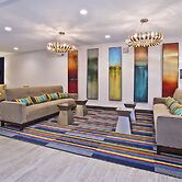 Holiday Inn Express & Suites Ann Arbor West by IHG