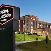 Hampton Inn & Suites Parkersburg Downtown