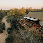 Simbambili Game Lodge
