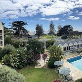 Portsea Village Resort