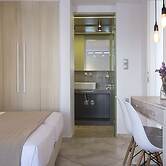 Kanale's Rooms and Suites