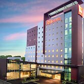 ibis Makassar City Center