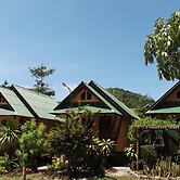 Sandee Bungalows