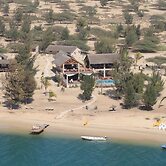 Campement Lodge Océan & Savane