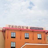 Teddy's Residential Suites Watford City