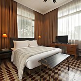 The Henry Hotel Manila