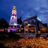 The Lighthouse Marina Resort